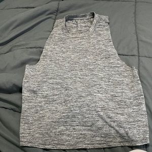 Born primitive crop tank small